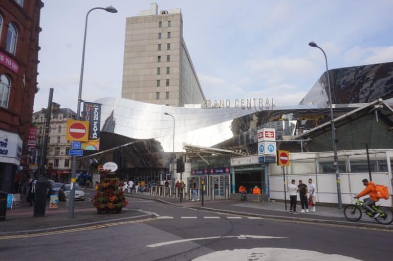 Interior of Birmingham New Street train station